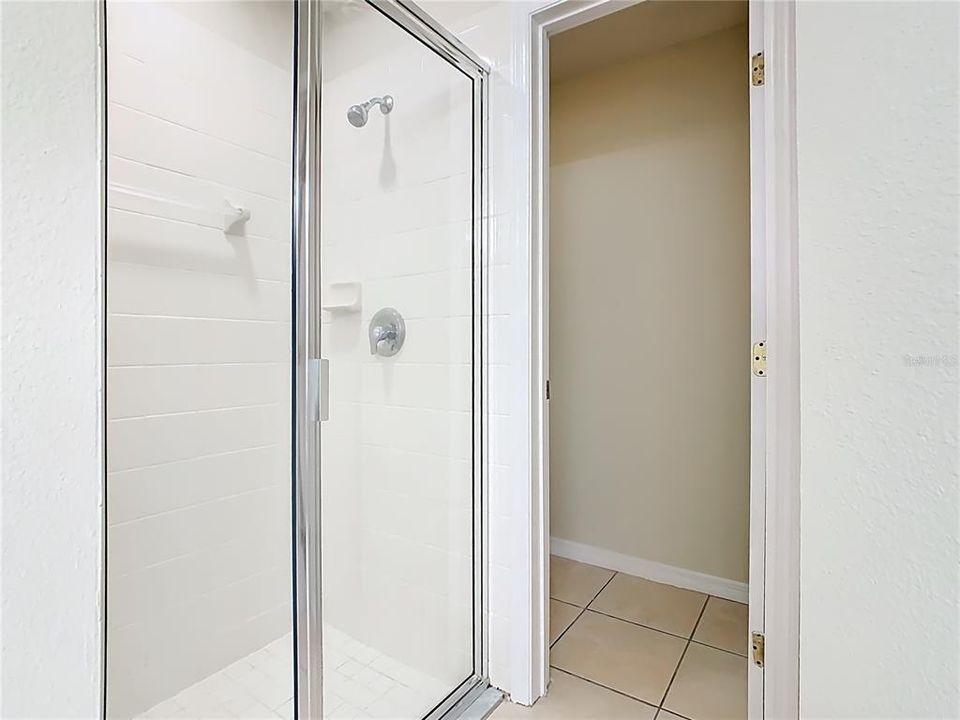 На продажу: $279,999 (3 спален, 2 ванн, 1799 Квадратных фут)