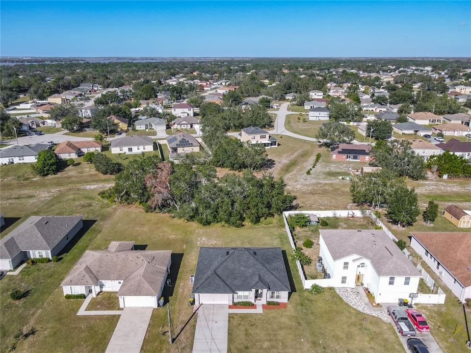 На продажу: $279,999 (3 спален, 2 ванн, 1799 Квадратных фут)