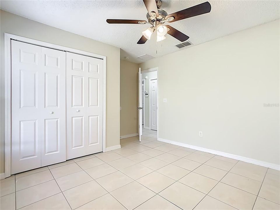 На продажу: $279,999 (3 спален, 2 ванн, 1799 Квадратных фут)