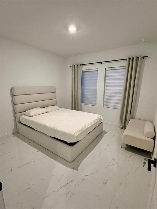 For Rent: $2,050 (4 beds, 2 baths, 1858 Square Feet)