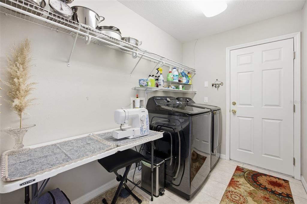 For Sale: $339,000 (3 beds, 2 baths, 1715 Square Feet)