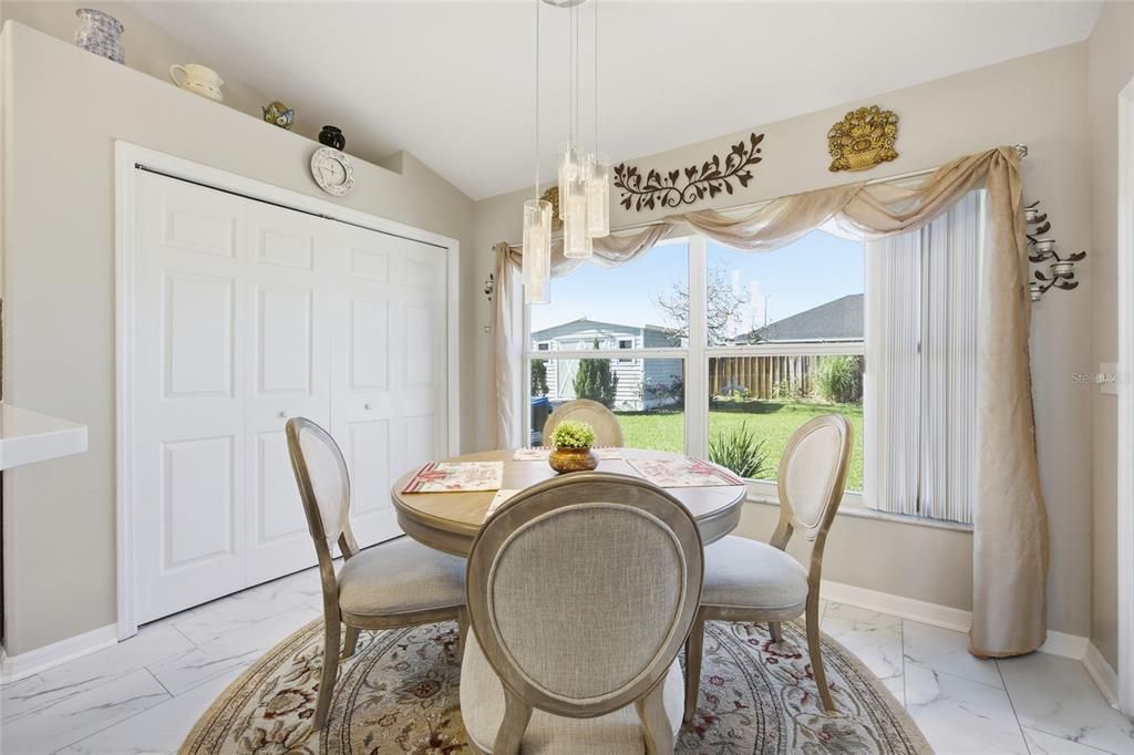 For Sale: $339,000 (3 beds, 2 baths, 1715 Square Feet)