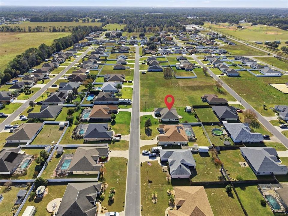 For Sale: $339,000 (3 beds, 2 baths, 1715 Square Feet)