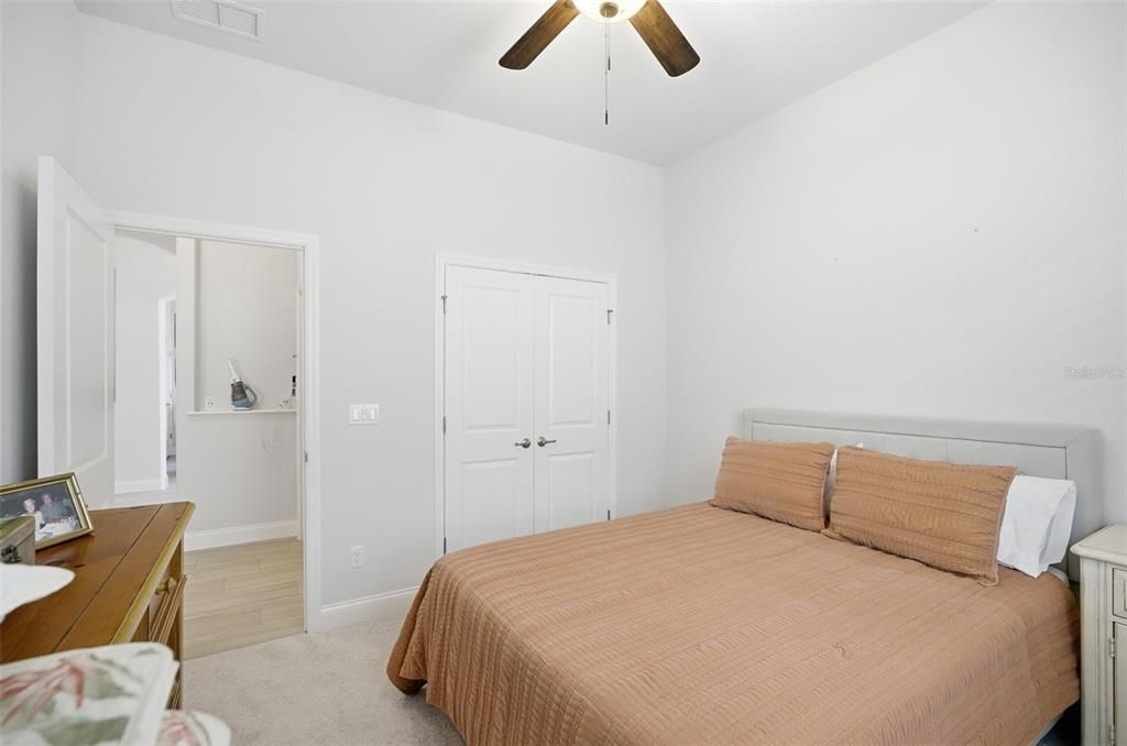 For Sale: $475,000 (4 beds, 2 baths, 1885 Square Feet)