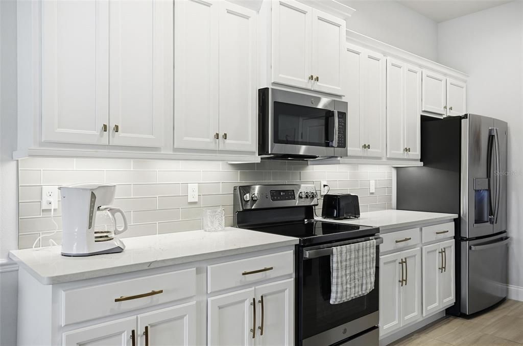 For Sale: $475,000 (4 beds, 2 baths, 1885 Square Feet)