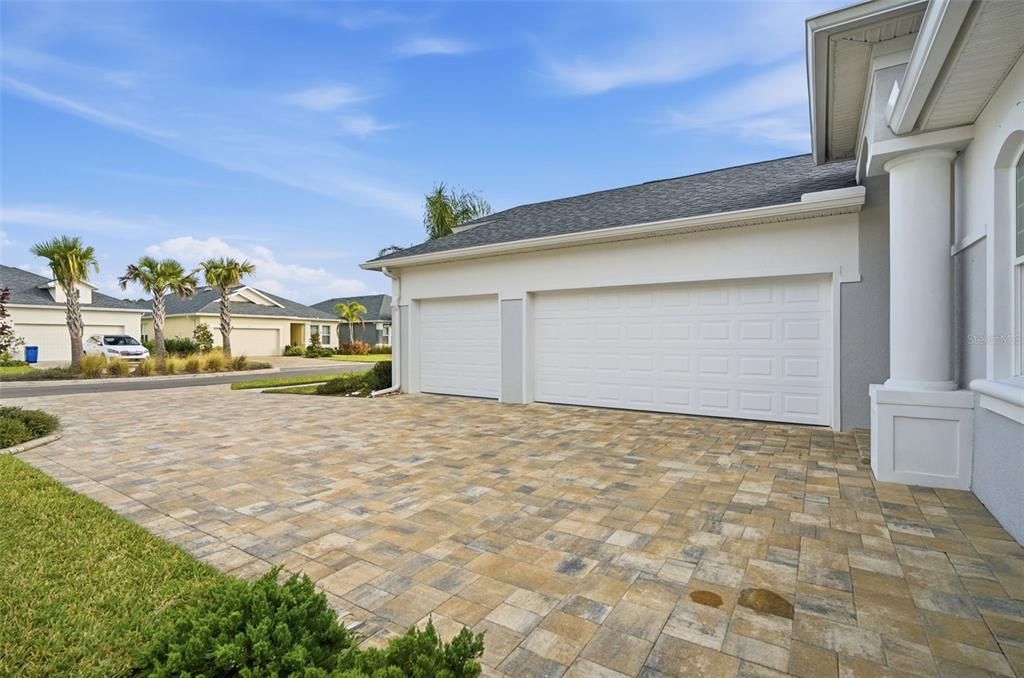 For Sale: $475,000 (4 beds, 2 baths, 1885 Square Feet)