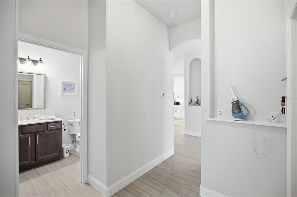 For Sale: $475,000 (4 beds, 2 baths, 1885 Square Feet)