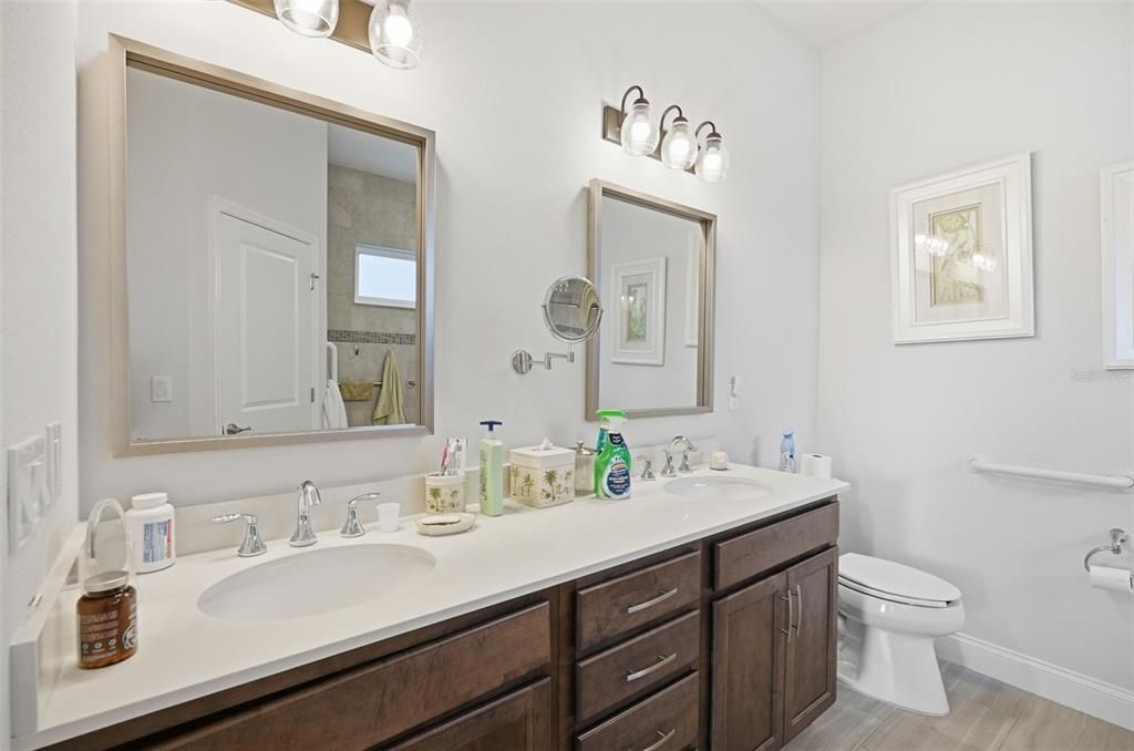 For Sale: $475,000 (4 beds, 2 baths, 1885 Square Feet)