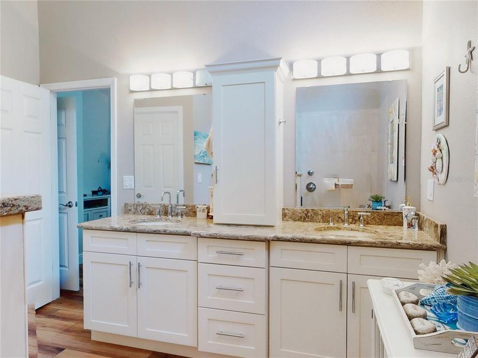 待售: $395,000 (3 贝兹, 2 浴室, 1624 平方英尺)