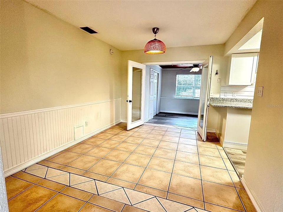 En Renta: $2,250 (3 camas, 2 baños, 1380 Pies cuadrados)