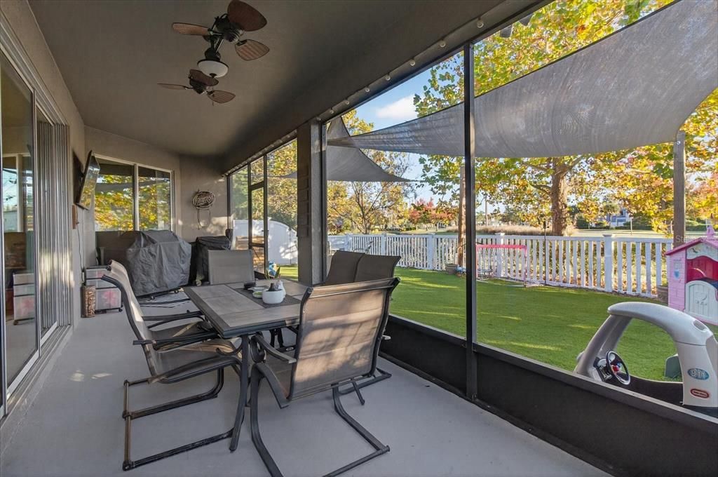 For Sale: $425,000 (3 beds, 2 baths, 1842 Square Feet)