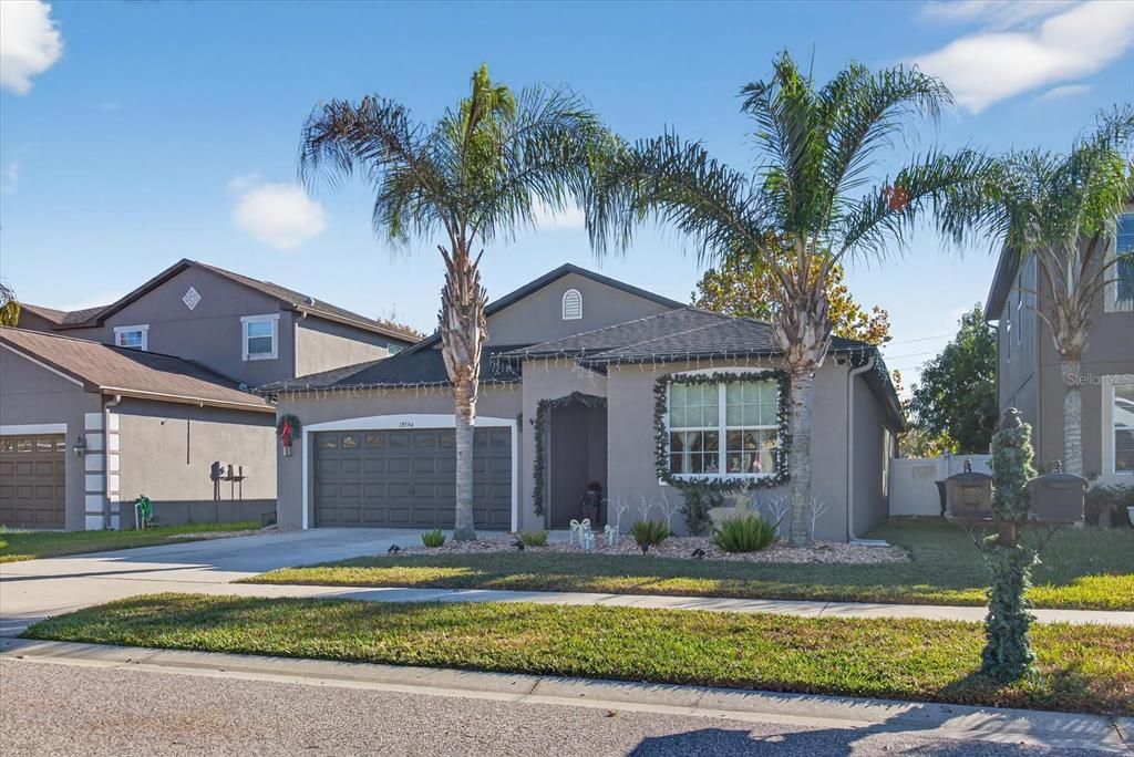 For Sale: $425,000 (3 beds, 2 baths, 1842 Square Feet)