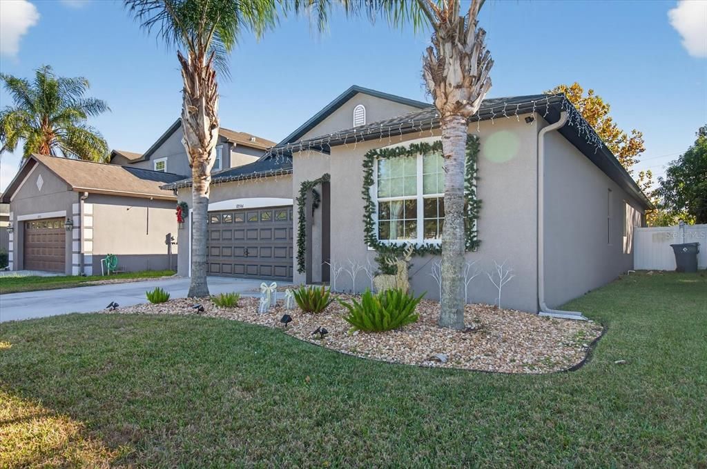 For Sale: $425,000 (3 beds, 2 baths, 1842 Square Feet)