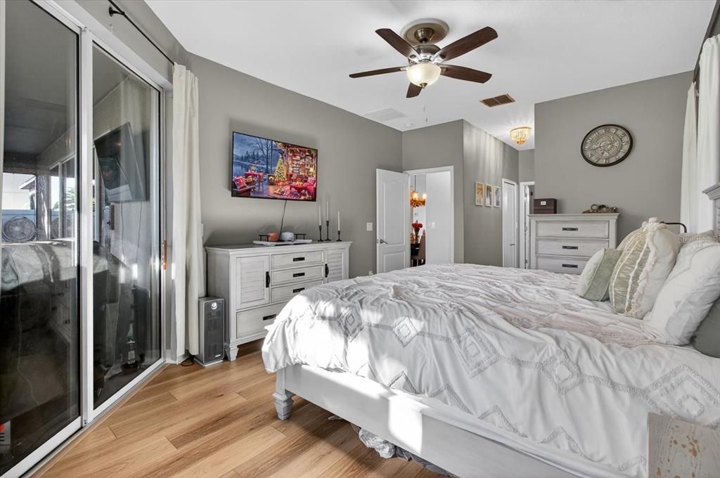 For Sale: $425,000 (3 beds, 2 baths, 1842 Square Feet)