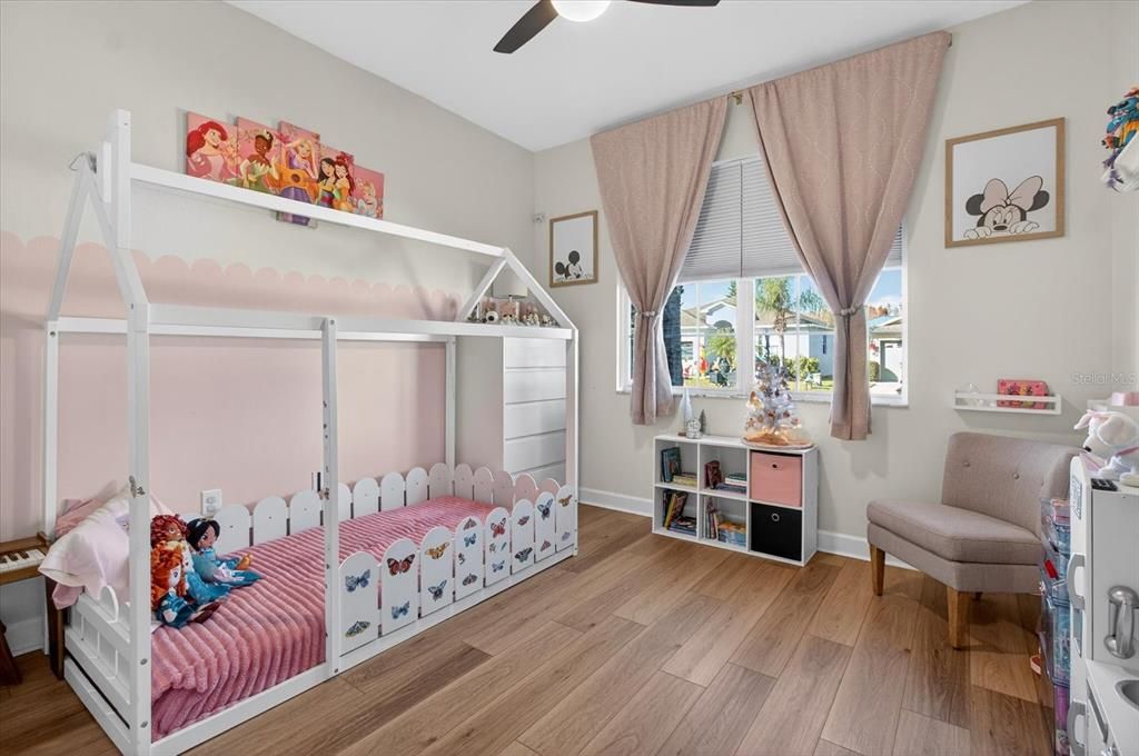 For Sale: $425,000 (3 beds, 2 baths, 1842 Square Feet)