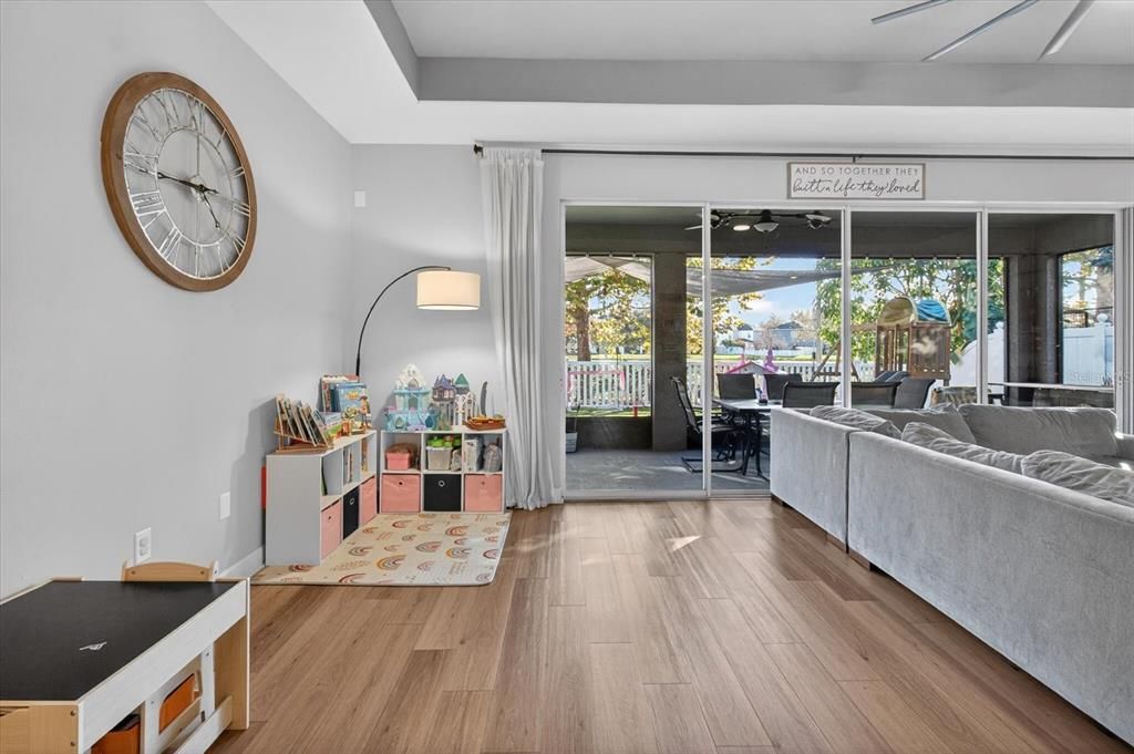 For Sale: $425,000 (3 beds, 2 baths, 1842 Square Feet)