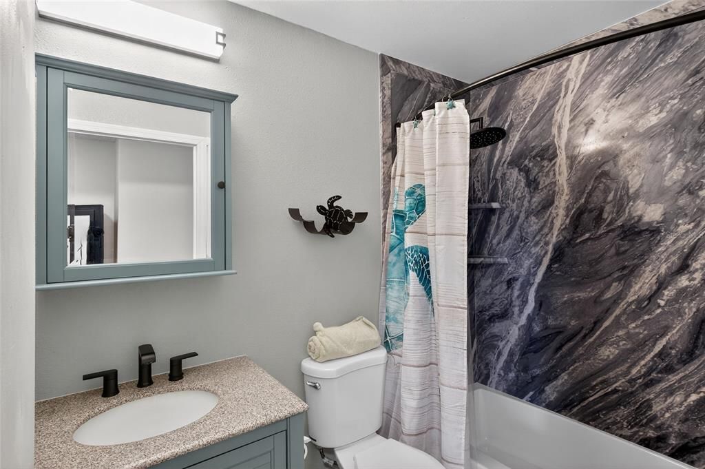 En Venta: $275,000 (3 camas, 2 baños, 1065 Pies cuadrados)