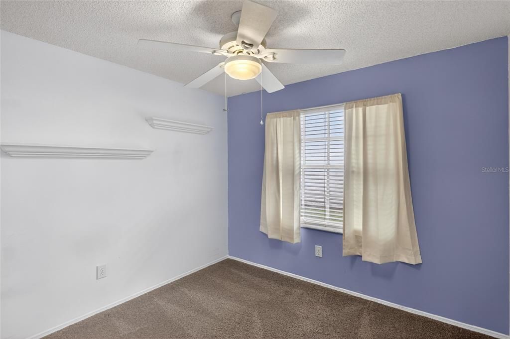 En Venta: $275,000 (3 camas, 2 baños, 1065 Pies cuadrados)