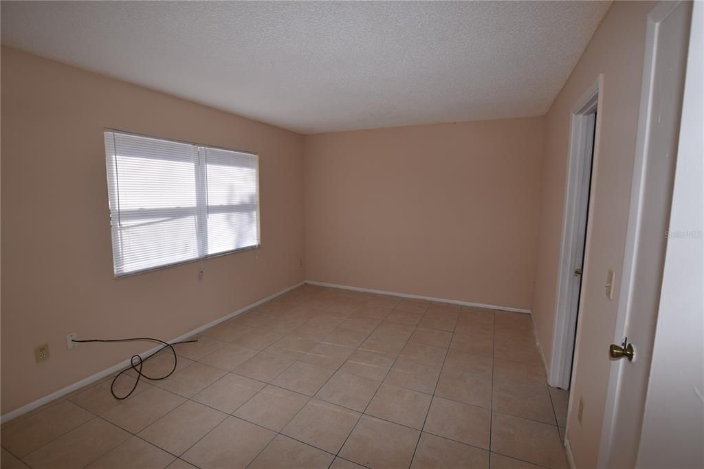 出租: $1,500 (2 贝兹, 2 浴室, 930 平方英尺)