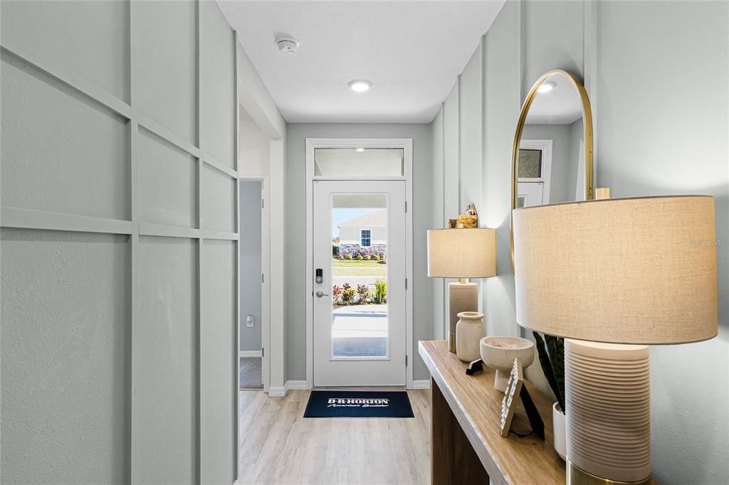 Activo con contrato: $423,490 (5 camas, 3 baños, 2077 Pies cuadrados)