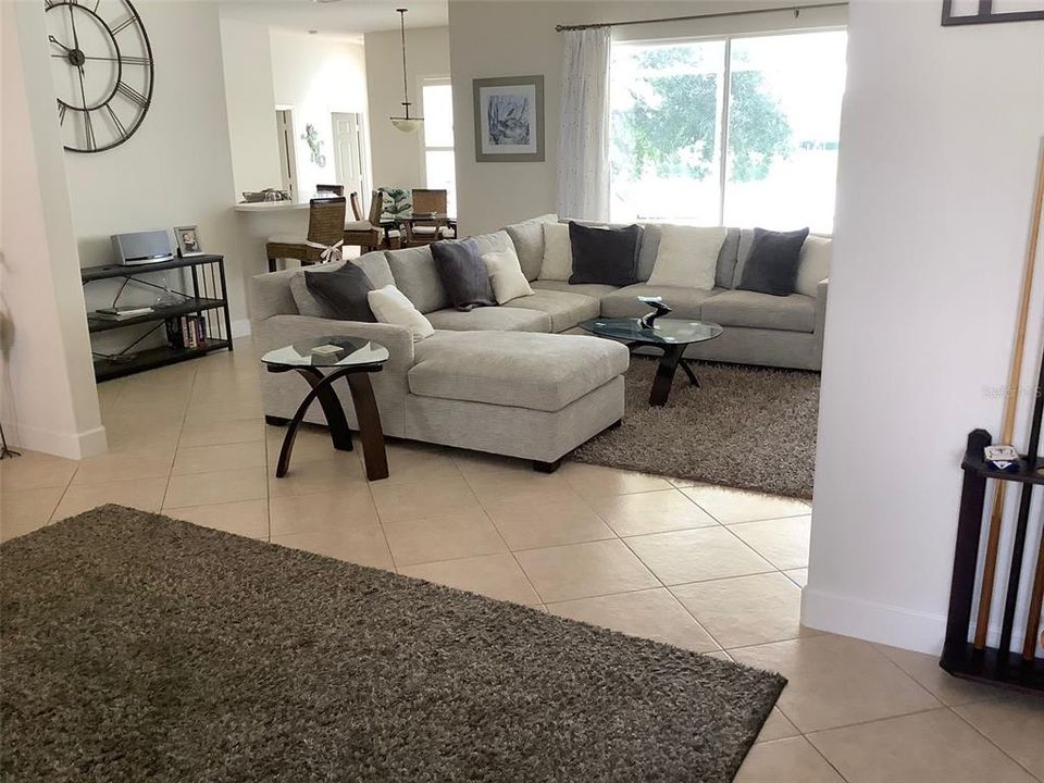 For Rent: $4,195 (4 beds, 3 baths, 3014 Square Feet)