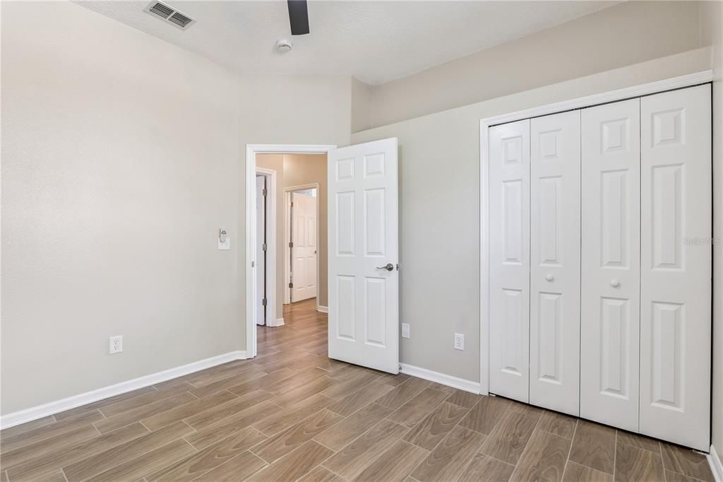 En Venta: $580,000 (4 camas, 2 baños, 2227 Pies cuadrados)