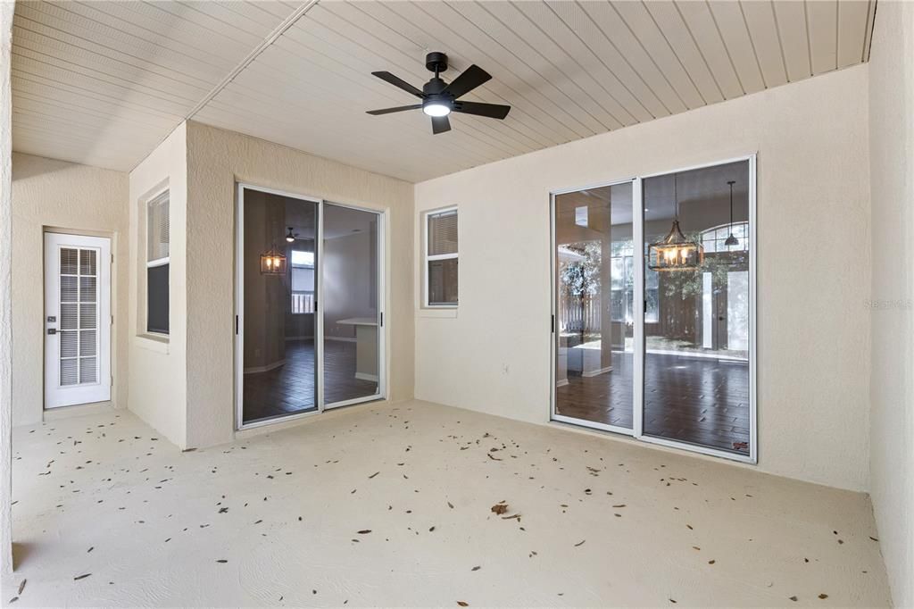 En Venta: $580,000 (4 camas, 2 baños, 2227 Pies cuadrados)