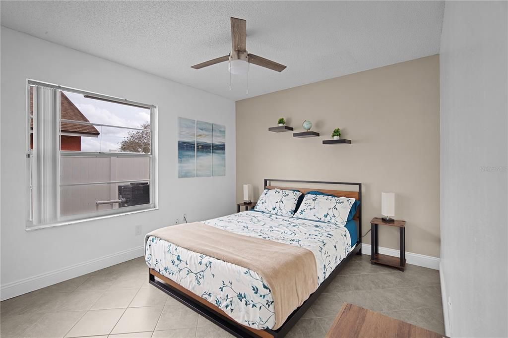 For Sale: $434,990 (5 beds, 2 baths, 1999 Square Feet)