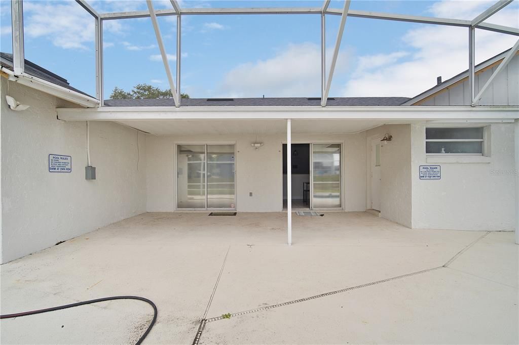 For Sale: $434,990 (5 beds, 2 baths, 1999 Square Feet)