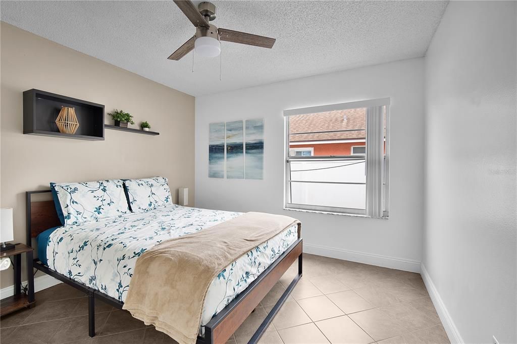 For Sale: $434,990 (5 beds, 2 baths, 1999 Square Feet)