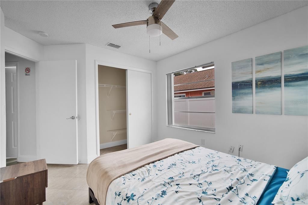 For Sale: $434,990 (5 beds, 2 baths, 1999 Square Feet)