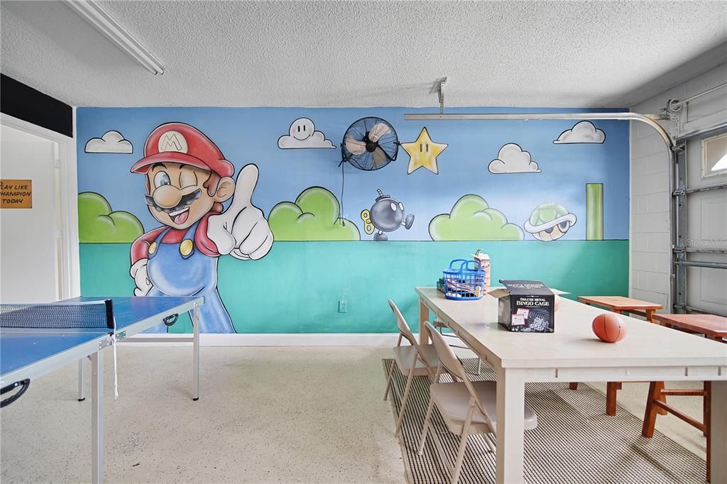 For Sale: $434,990 (5 beds, 2 baths, 1999 Square Feet)