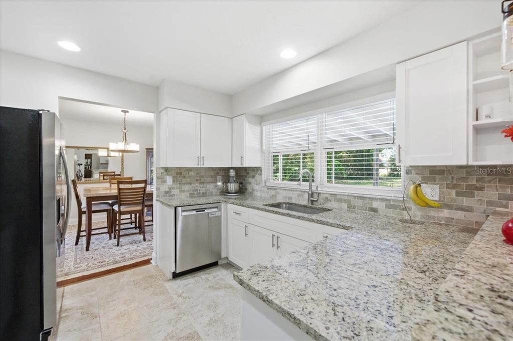 En Venta: $585,500 (4 camas, 2 baños, 2178 Pies cuadrados)