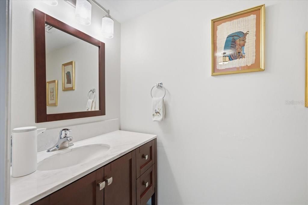 En Venta: $585,500 (4 camas, 2 baños, 2178 Pies cuadrados)