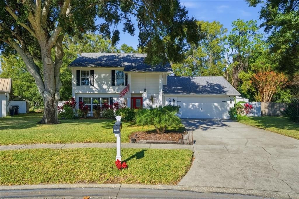 En Venta: $585,500 (4 camas, 2 baños, 2178 Pies cuadrados)