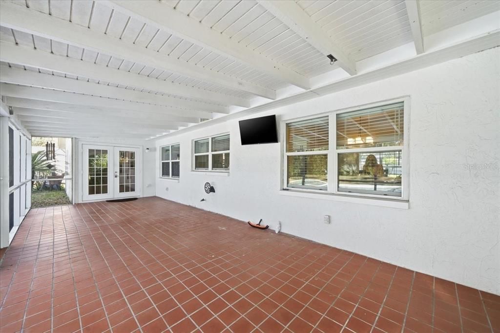 En Venta: $585,500 (4 camas, 2 baños, 2178 Pies cuadrados)