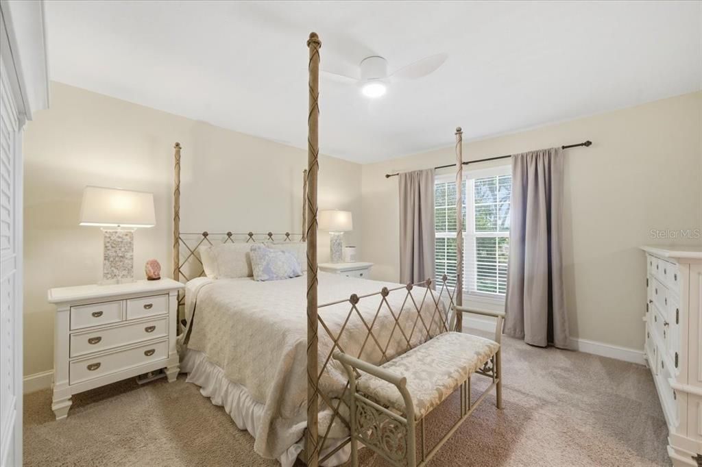 En Venta: $585,500 (4 camas, 2 baños, 2178 Pies cuadrados)