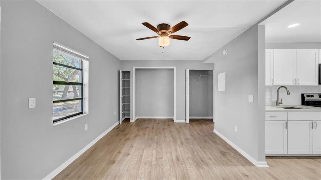 待售: $109,999 (0 贝兹, 1 浴室, 360 平方英尺)