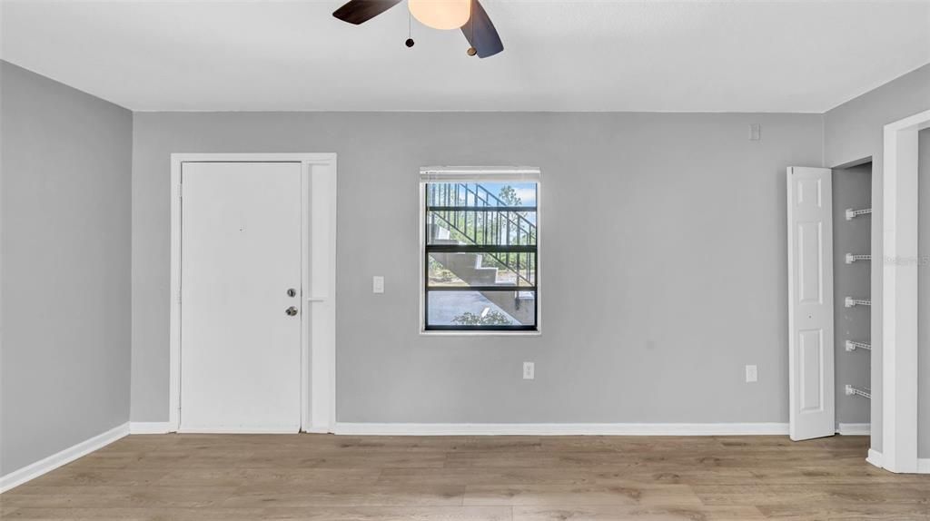 待售: $109,999 (0 贝兹, 1 浴室, 360 平方英尺)