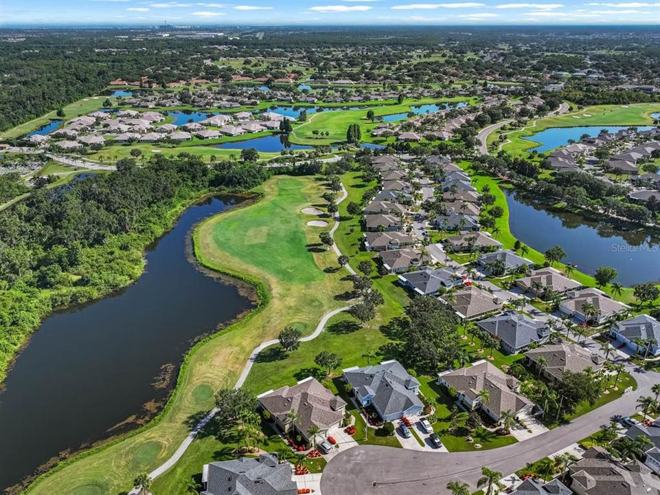 En Venta: $225,000 (3 camas, 2 baños, 1429 Pies cuadrados)