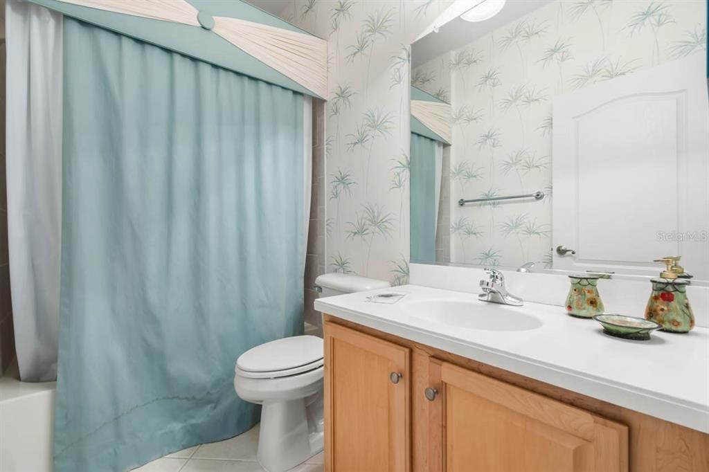 En Venta: $225,000 (3 camas, 2 baños, 1429 Pies cuadrados)