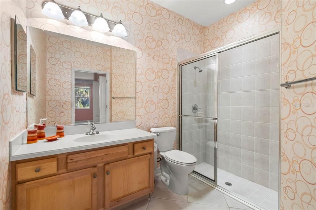 En Venta: $225,000 (3 camas, 2 baños, 1429 Pies cuadrados)