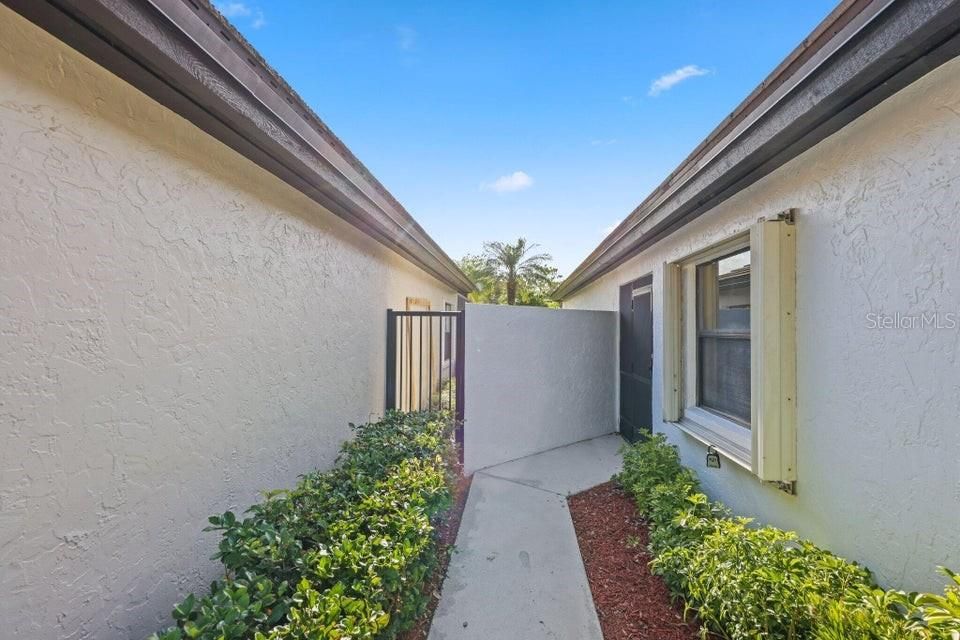 En Venta: $549,900 (3 camas, 2 baños, 1480 Pies cuadrados)