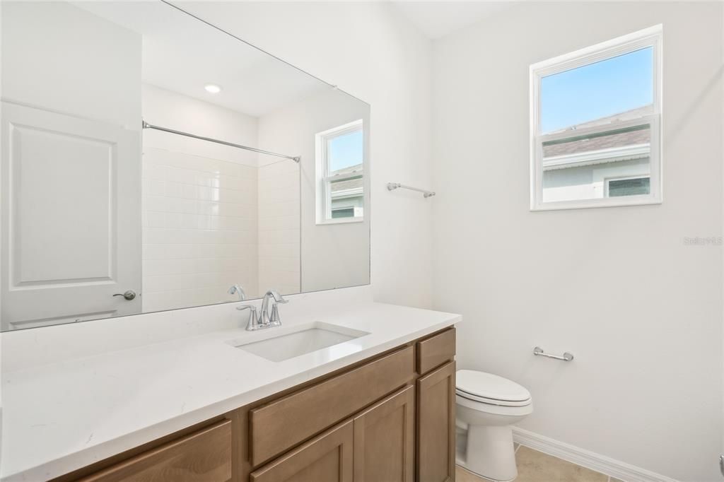 В аренду: $2,500 (3 спален, 2 ванн, 1564 Квадратных фут)