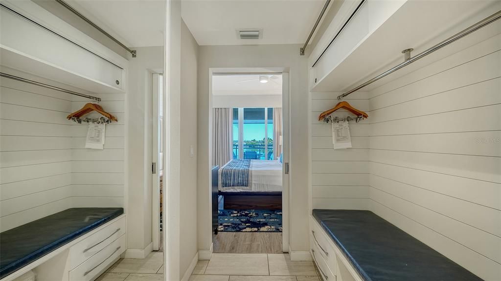 待售: $790,000 (1 贝兹, 1 浴室, 642 平方英尺)