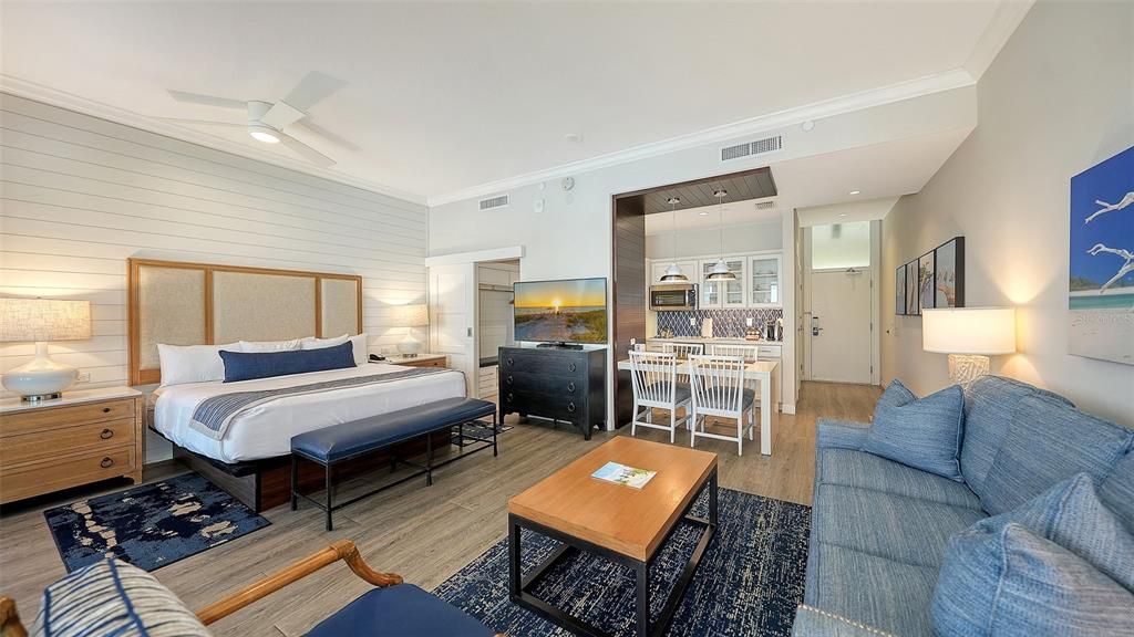 待售: $790,000 (1 贝兹, 1 浴室, 642 平方英尺)