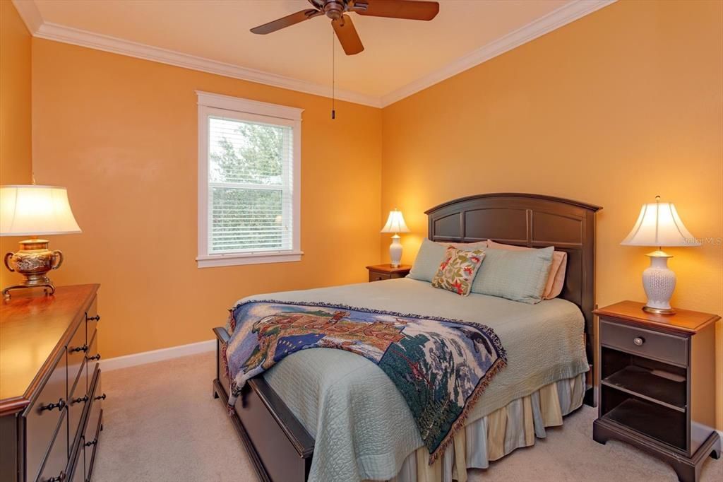 En Venta: $489,000 (3 camas, 2 baños, 1976 Pies cuadrados)