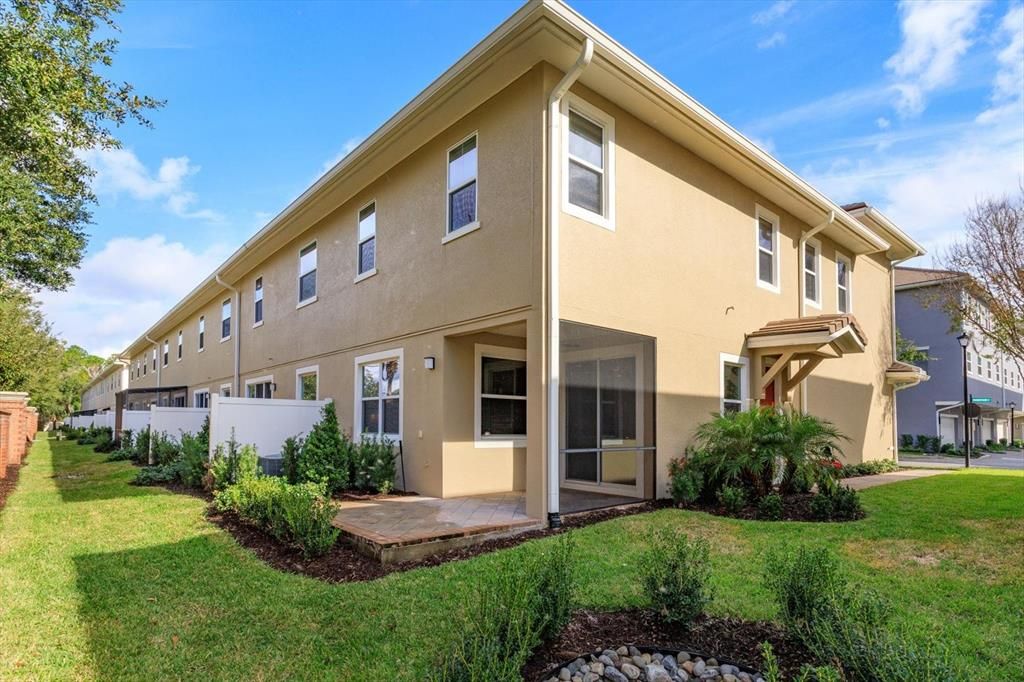 En Venta: $489,000 (3 camas, 2 baños, 1976 Pies cuadrados)