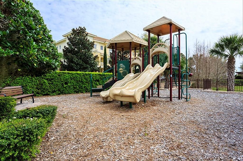 En Venta: $489,000 (3 camas, 2 baños, 1976 Pies cuadrados)