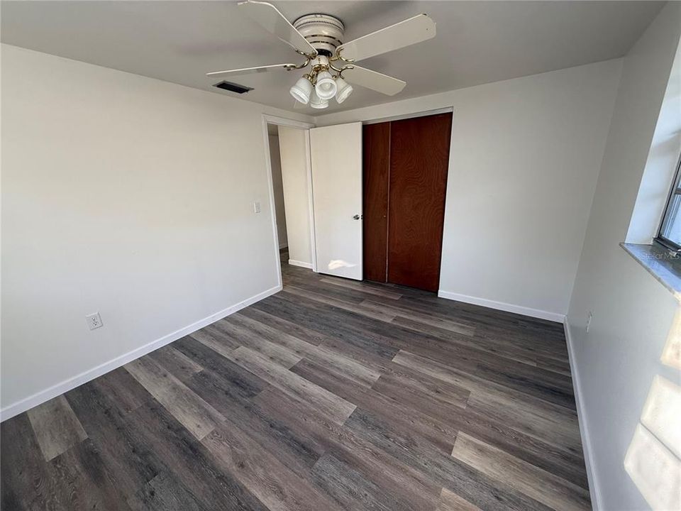 В аренду: $1,800 (2 спален, 1 ванн, 924 Квадратных фут)